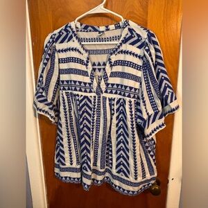 Old Navy Blue and White Patterned Women's Top